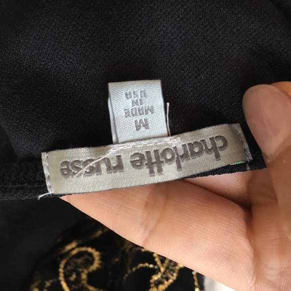 Gold and black crop top - Picture 4 of 4